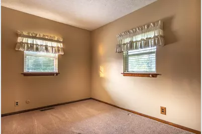 5781 Cincinnati Zanesville Road NE, Lancaster, OH 43130 - Photo 29