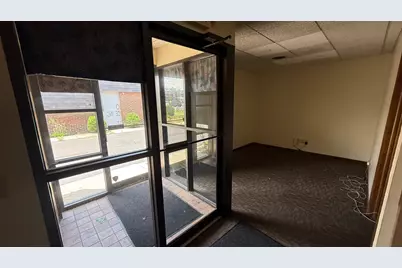 444 E Center Street, Marion, OH 43302 - Photo 11