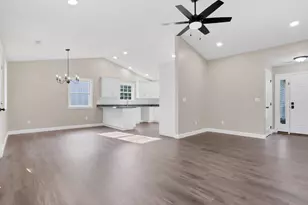 548 Wildflower Dr, Newark, OH 43055 - Photo 17