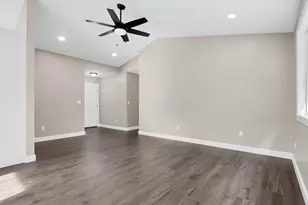 548 Wildflower Dr, Newark, OH 43055 - Photo 15