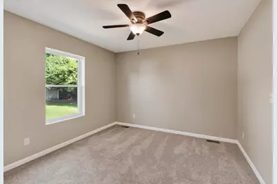 418 Warren Avenue, Washington Court House, OH 43160 - Photo 17
