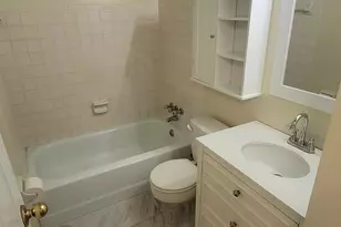 1392 E Mithoff St, Columbus, OH 43206 - Photo 11