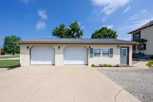 401 N Mt Vernon Ave, Loudonville, OH 44842 - Photo 3