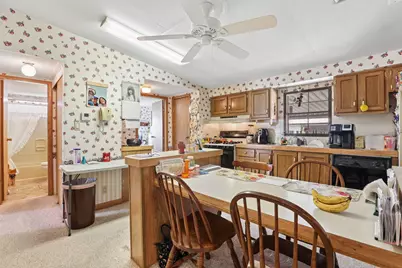 4489 Nevada Drive W, Columbus, OH 43207 - Photo 11