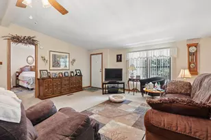 4489 Nevada Dr W, Columbus, OH 43207 - Photo 9
