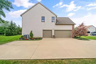 9153 Candleridge St, Pickerington, OH 43147 - Photo 65