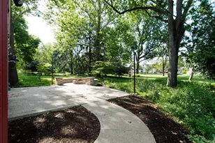 353 Charleston Ave, Columbus, OH 43214 - Photo 9