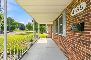 4595 San Jose Ln, Columbus, OH 43213 - Photo 3