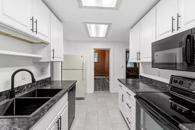 209 W High Street, London, OH 43140 - Photo 25