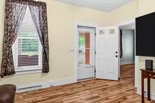 209 W High St, London, OH 43140 - Photo 9