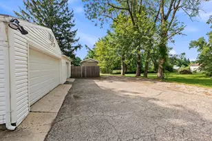 209 W High St, London, OH 43140 - Photo 51
