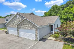 7956 Overmont Ridge Rd, Blacklick, OH 43004 - Photo 1