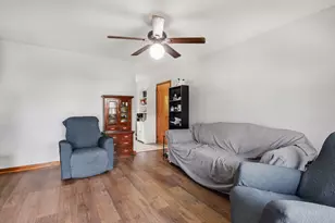 4715 Arnold Ave, Columbus, OH 43228 - Photo 5