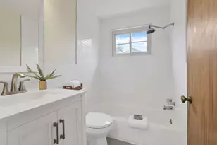 1810 Kings Ct, Columbus, OH 43212 - Photo 13
