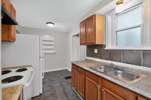 1692 E Kossuth St, Columbus, OH 43206 - Photo 9