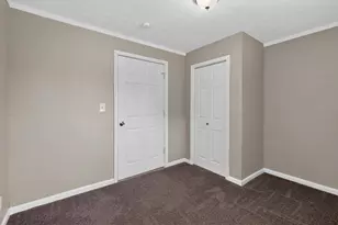 1692 E Kossuth St, Columbus, OH 43206 - Photo 13
