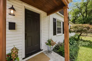 1829 Surrey Pl, Columbus, OH 43219 - Photo 5