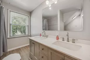 1829 Surrey Pl, Columbus, OH 43219 - Photo 29