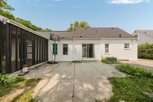 1829 Surrey Pl, Columbus, OH 43219 - Photo 41