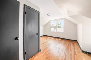 2200 Medina Ave, Columbus, OH 43211 - Photo 15