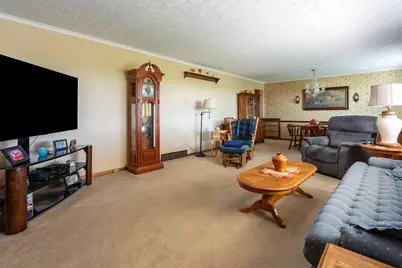 207 Darby Creek Drive, Galloway, OH 43119 - Photo 3