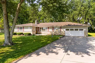 207 Darby Creek Dr, Galloway, OH 43119 - Photo 1
