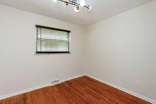 4020 Estates Pl, Columbus, OH 43224 - Photo 19