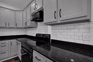 36 Avondale Ave, Columbus, OH 43222 - Photo 9