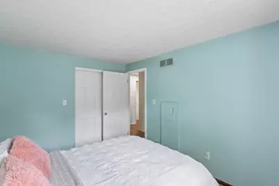 11766 Kennington Square W, Pickerington, OH 43147 - Photo 29