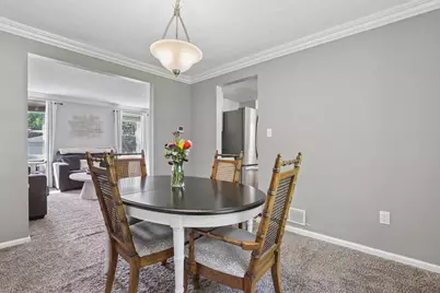 11766 Kennington Square W, Pickerington, OH 43147 - Photo 9