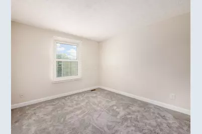 3800 Dinsmore Castle Drive, Columbus, OH 43221 - Photo 19