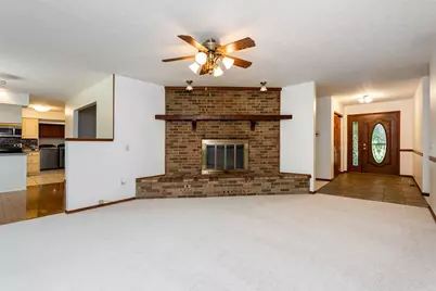 7252 Fox Den Court NW, Pickerington, OH 43147 - Photo 5
