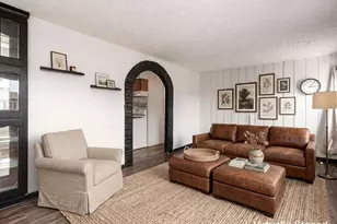 852 Colton Rd, Columbus, OH 43207 - Photo 5