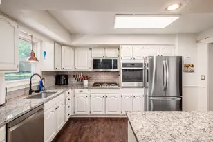 3671 Skyline Dr, Columbus, OH 43235 - Photo 17