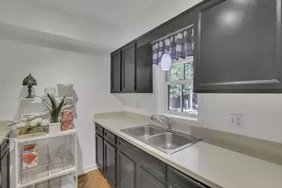 249 E Kossuth Street #C, Columbus, OH 43206 - Photo 13