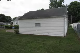 132 S 35th St, Newark, OH 43055 - Photo 7