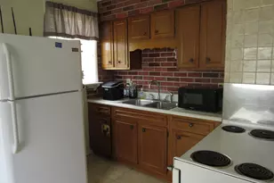132 S 35th St, Newark, OH 43055 - Photo 9
