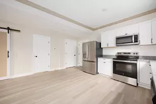130 S Harris Ave, Columbus, OH 43204 - Photo 11