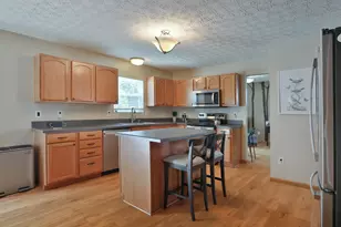 1918 Bay Port Dr, Grove City, OH 43123 - Photo 11