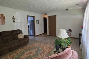 6065 Rollins Dr, Nashport, OH 43830 - Photo 3