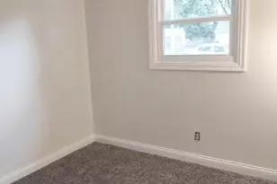 2984 Wessex Ct, Columbus, OH 43232 - Photo 9