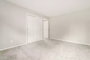 911 Manor Ln, Columbus, OH 43221 - Photo 27