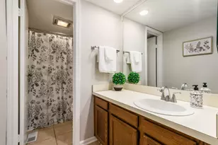 911 Manor Ln, Columbus, OH 43221 - Photo 19