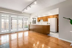 911 Manor Ln, Columbus, OH 43221 - Photo 7