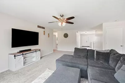 228 Jones Avenue SW, Pataskala, OH 43062 - Photo 11
