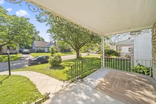 2823 Oaklawn St, Columbus, OH 43224 - Photo 5