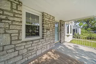 2823 Oaklawn St, Columbus, OH 43224 - Photo 7