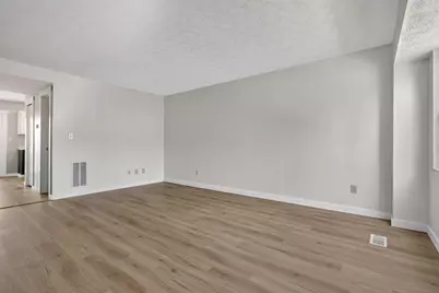 891 Noddymill Lane E #33B, Worthington, OH 43085 - Photo 9