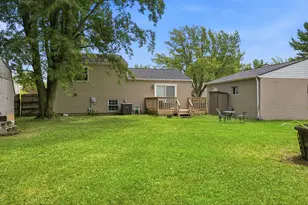 4034 Deer Lake Way, Columbus, OH 43204 - Photo 5