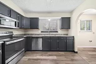4780 Carbondale Dr, Columbus, OH 43232 - Photo 9